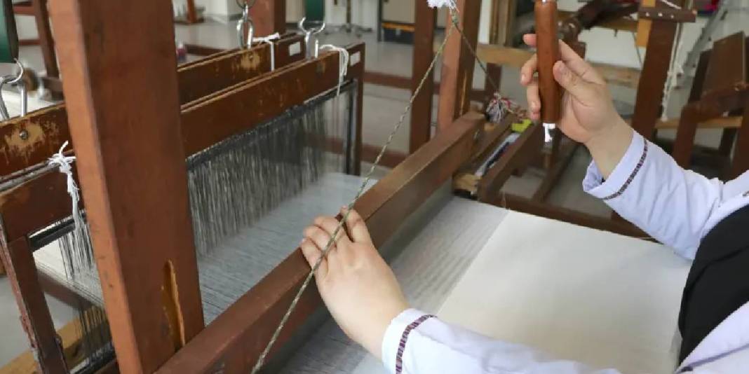 Padişahların kaftanları için kullanılıyordu! Gaziantep’te ‘saray’ geleneği yaşatılıyor: Bitki atıklarıyla renklendiriliyor 2